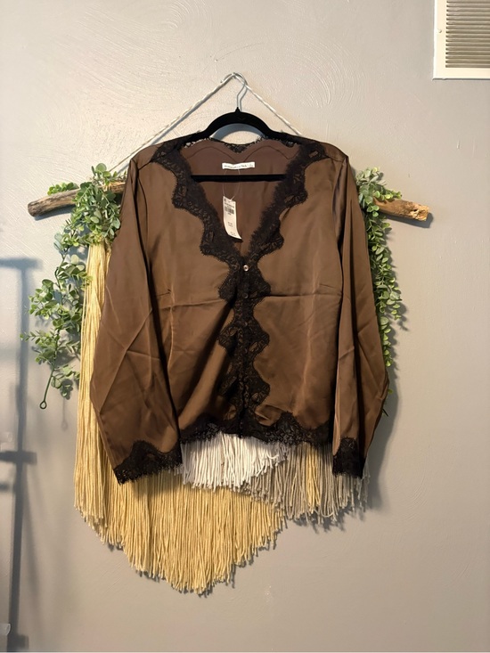 Abercrombie & Fitch Tops - Abercrombie & Fitch Brown Cardigan with Black Lace Trim